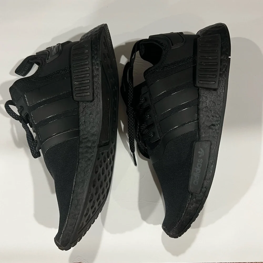 Adidas NMD R2 PK Triple Black‎